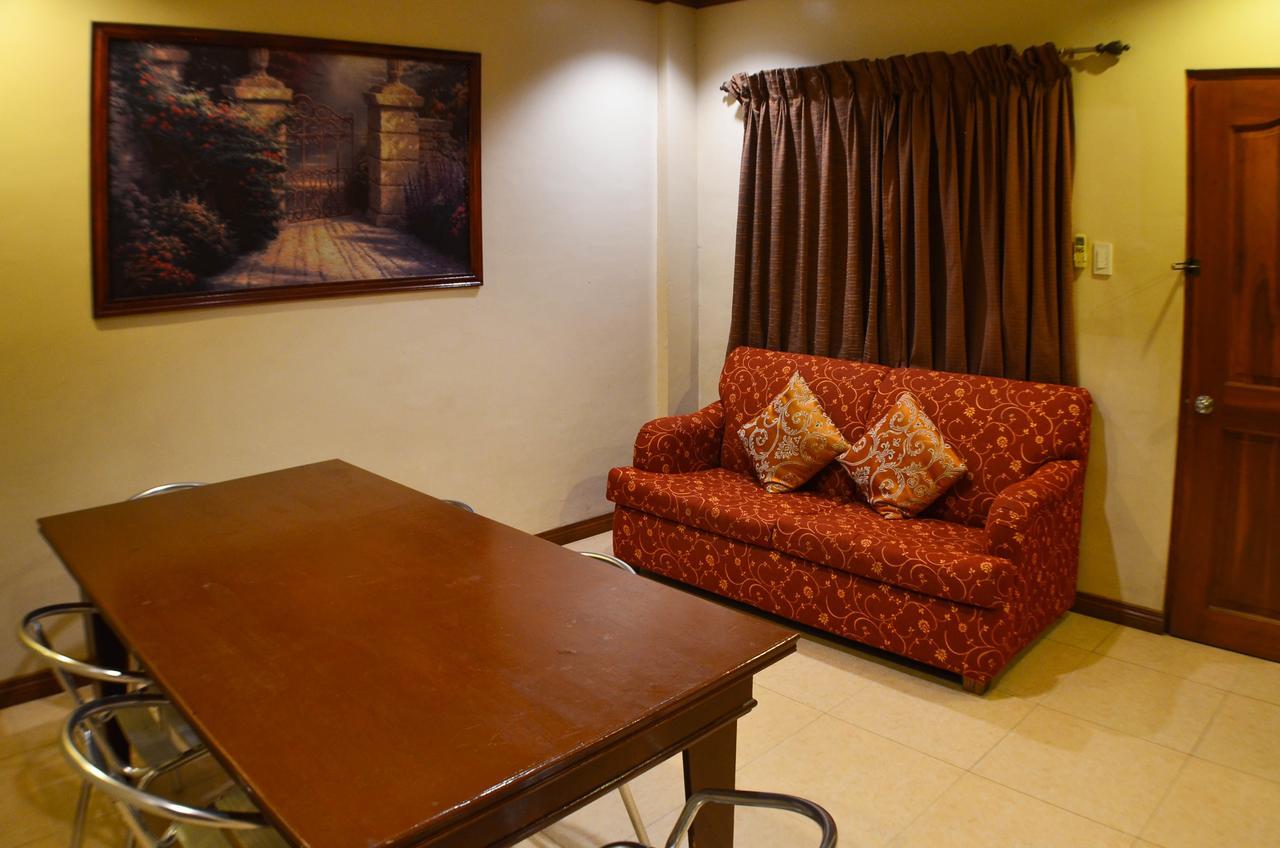 Subic Waterfront Resort y Hotel Exterior foto